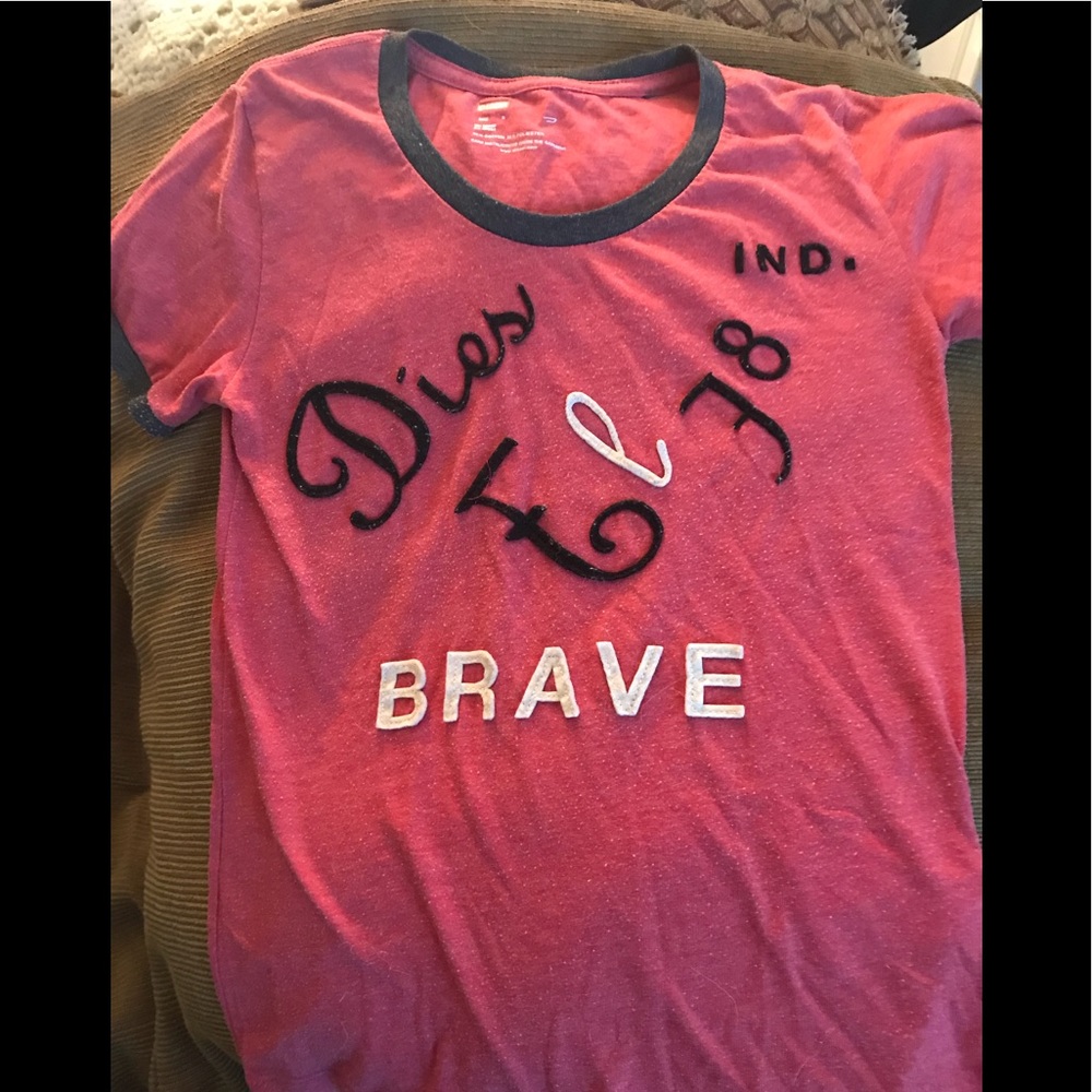 Women’s Diesel NWOT T